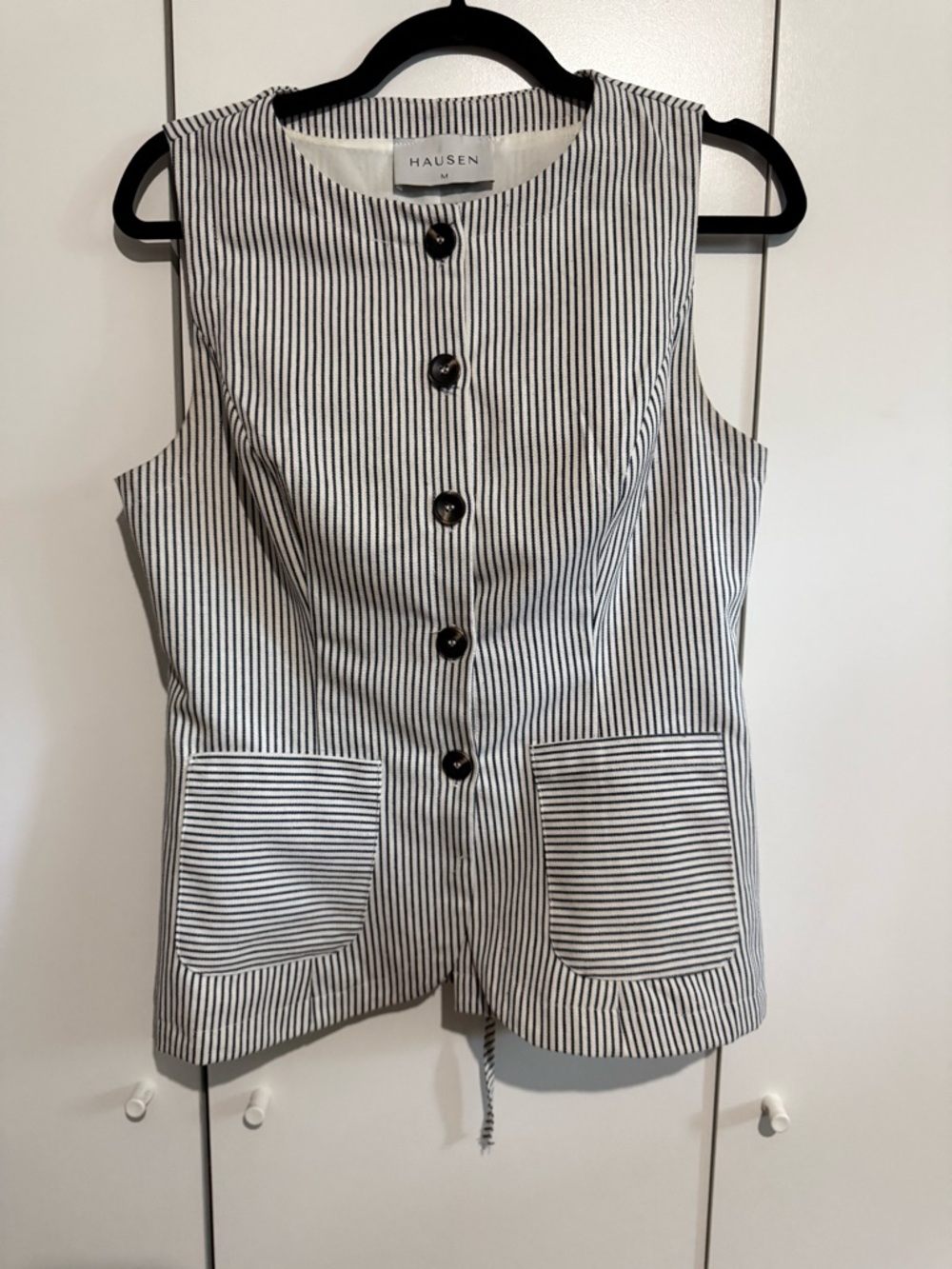 HAUSEN Navy & White Striped Sleeveless Button Vest
